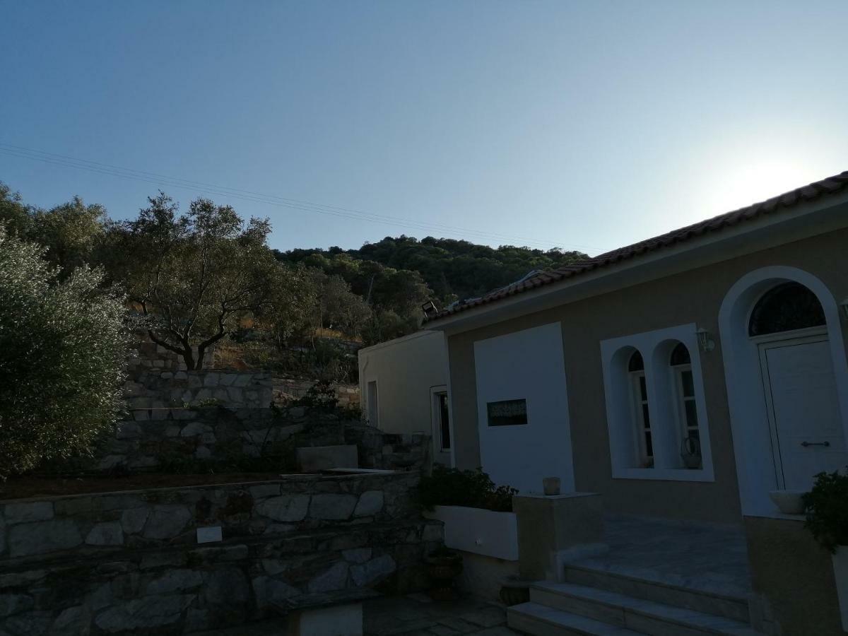 Artemis Villa Near Athens Airport Markópoulon 외부 사진